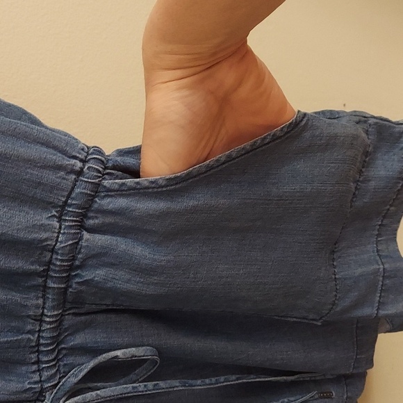 LOVESTITCH Chambray Sleeveless Short Romper - Picture 7 of 12